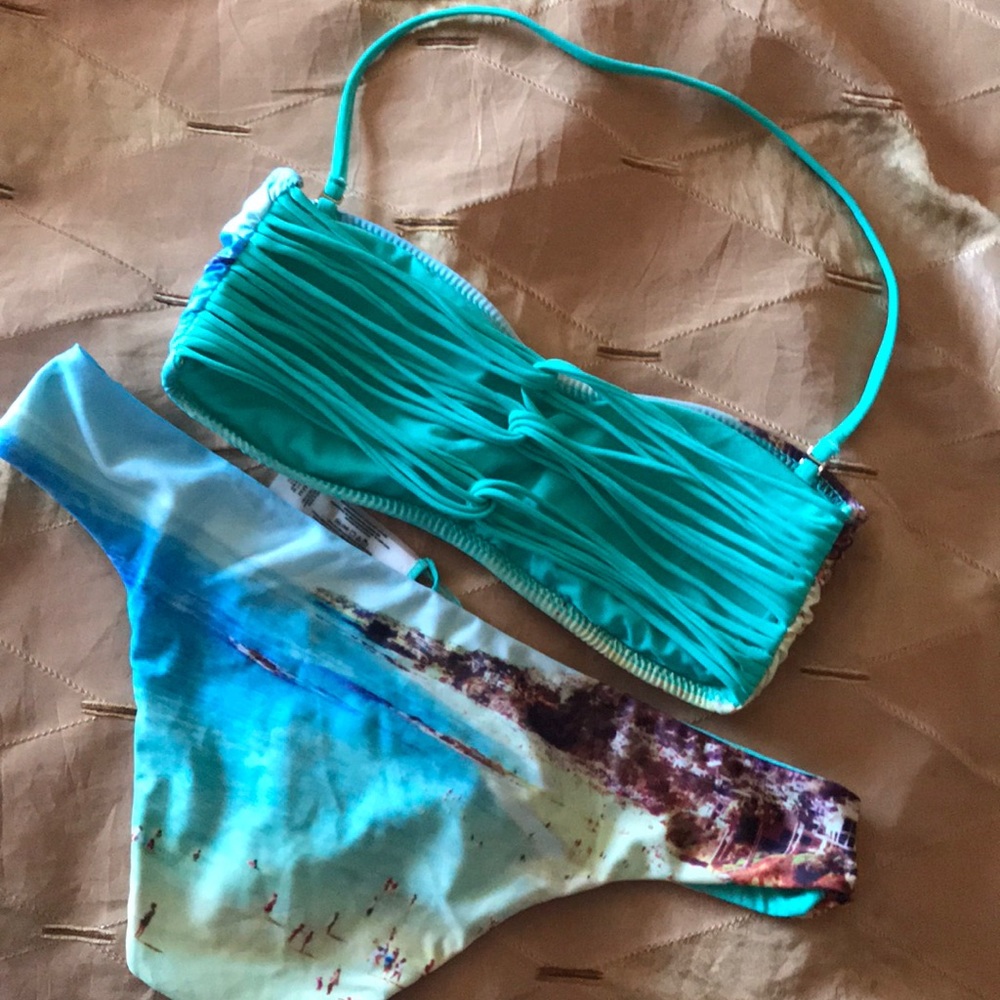 Bikini set - Picture 2 of 10